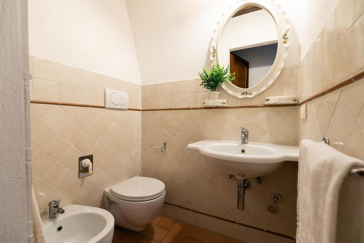 Noi2+2 Vacanze - App. Andrea Contignano Exterior foto