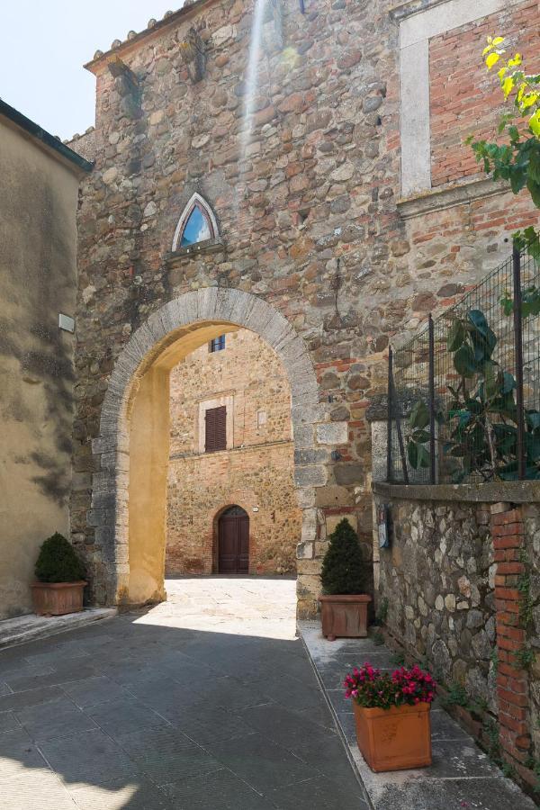 Noi2+2 Vacanze - App. Andrea Contignano Exterior foto